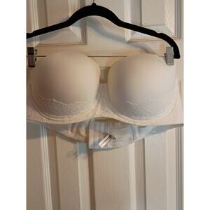 Torrid Curve Bra Ivory Strapless Underwire Sz 42 D